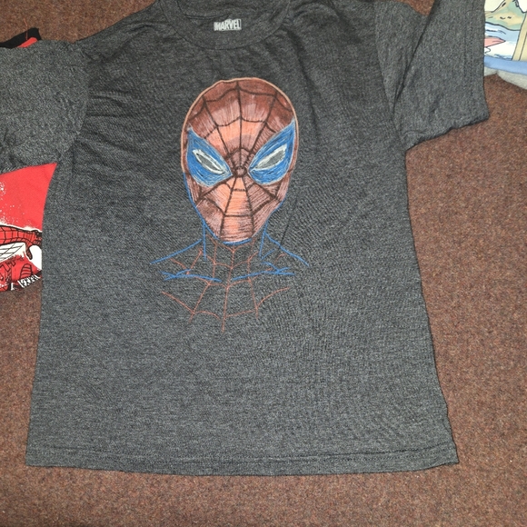 Spider-Man 10-12 Lot Of 3 T-Shirts - Picture 5 of 7